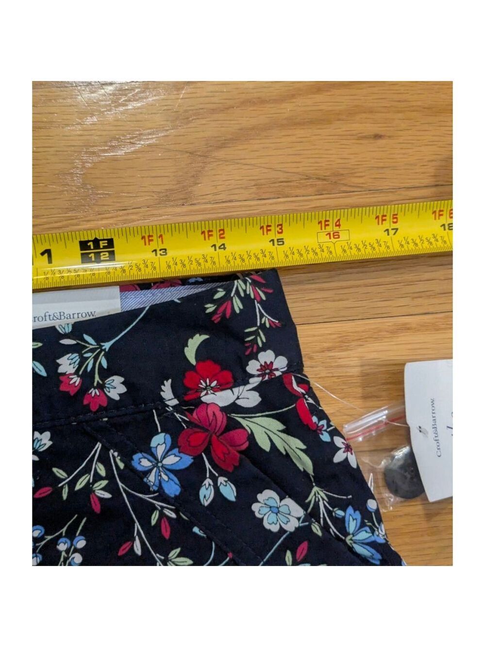 Croft & Barrow Black Floral Skort Mid Rise Size 6 - Picture 9 of 13